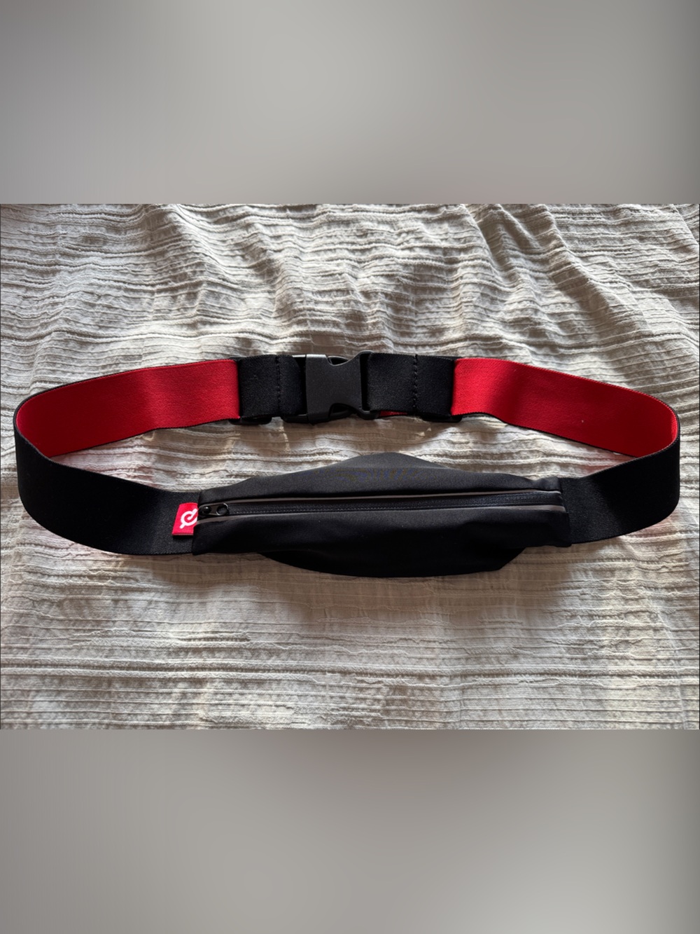 BRAND NEW! Peloton Black and Red Running Belt Bag